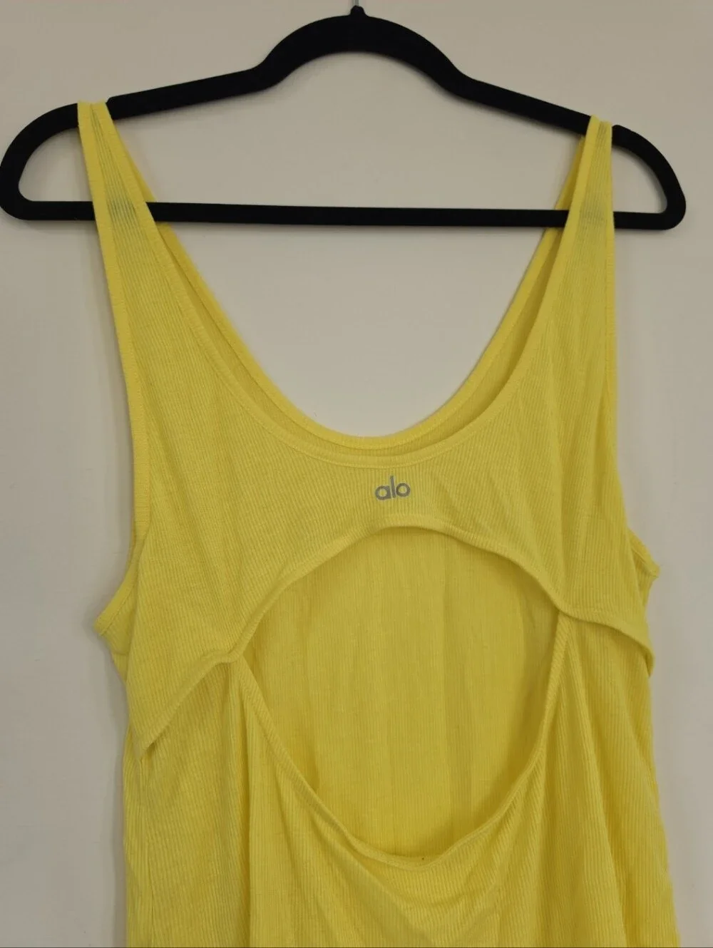 ALO Yoga scoop neckline
